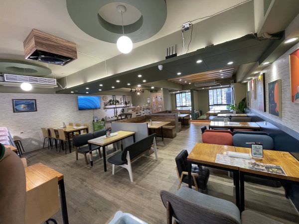 森林小徑文心店用餐环境